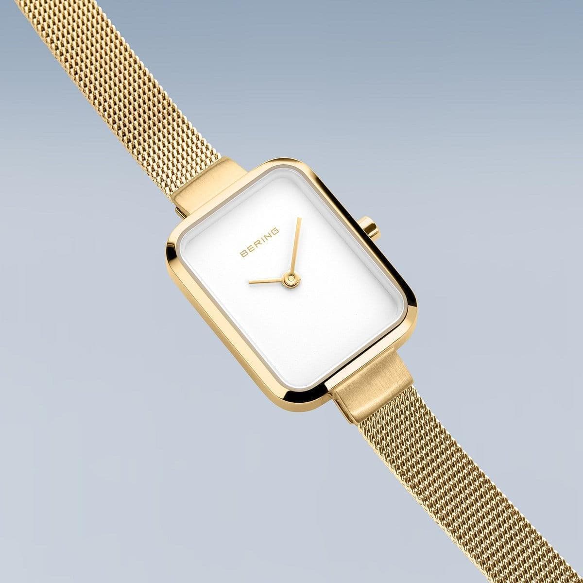Bering  Orologio Petite Square oro brilliante spazzolato in Orologi da polso Alba Gioielli - Casoria, commercioVirtuoso.it