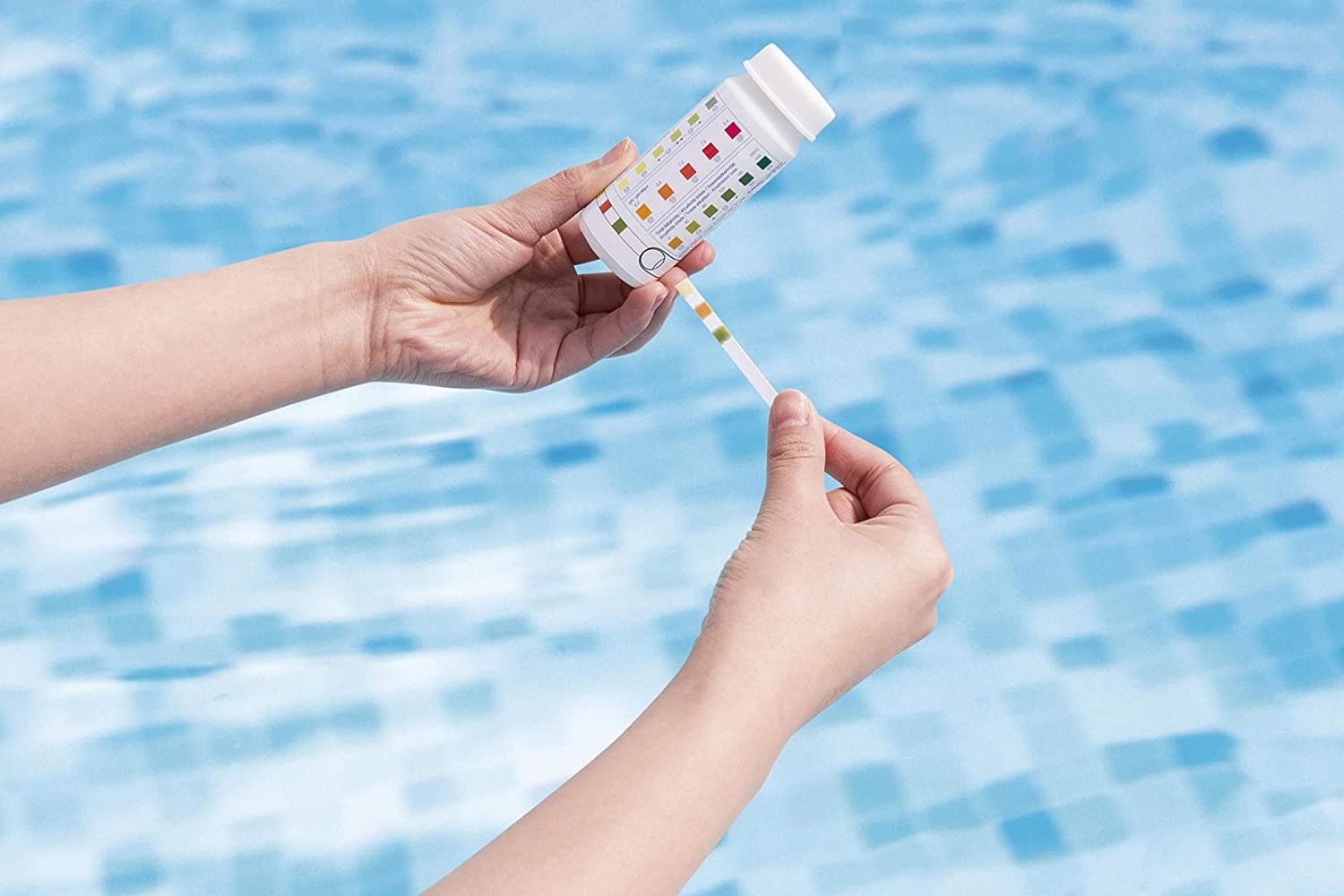 TEST PER PISCINA E SPA 50 STRISCE 3 IN 1 TEST ACQUA BESTWAY 58142 FER 260404 in prodotto EuroStore07 - Alatri, commercioVirtuoso.it