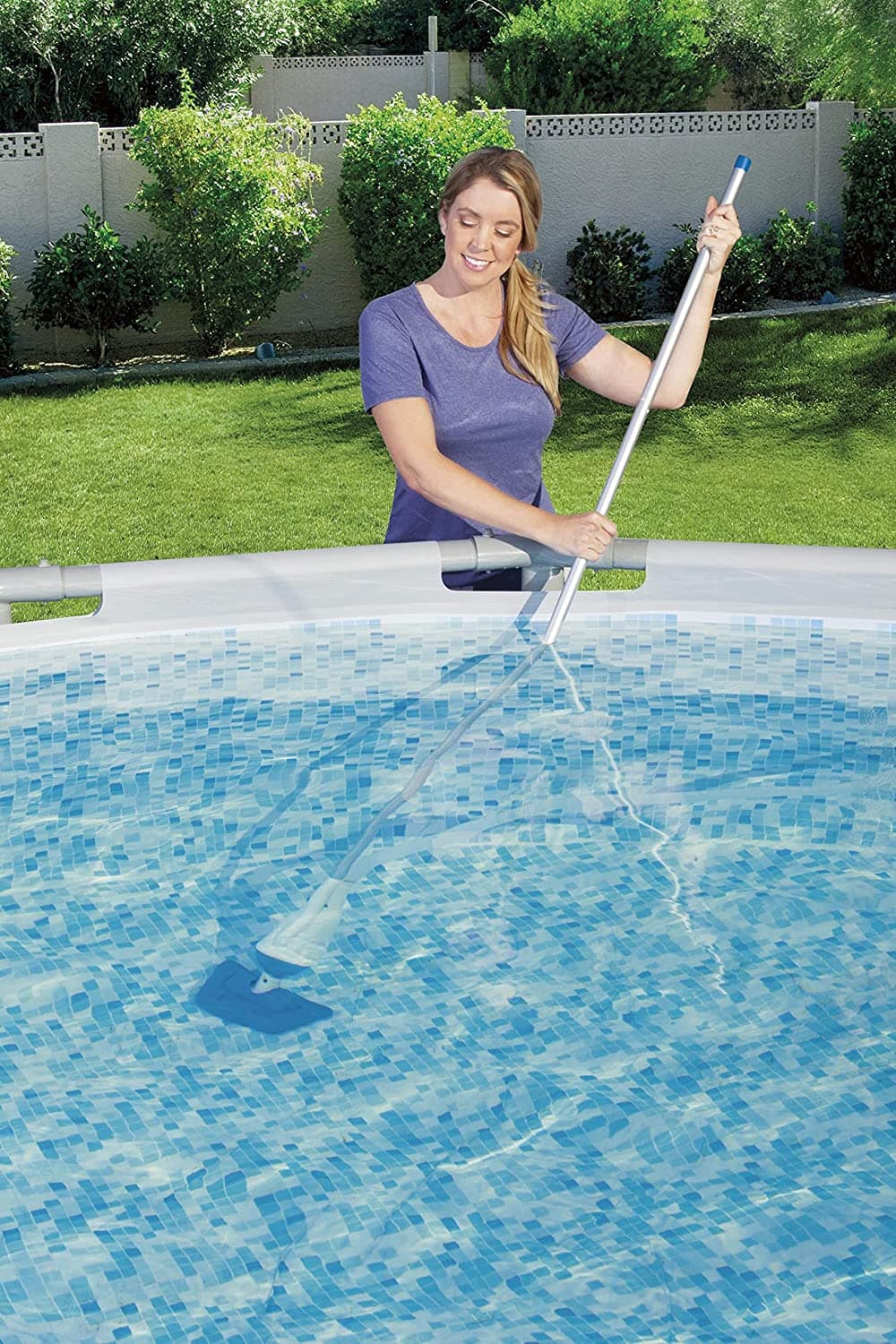 KIT PULIZIA PISCINA ASPIRA SPORCIZIA PISCINE - BESTWAY 58212 -- FERR 260497 in prodotto EuroStore07 - Alatri, commercioVirtuoso.it