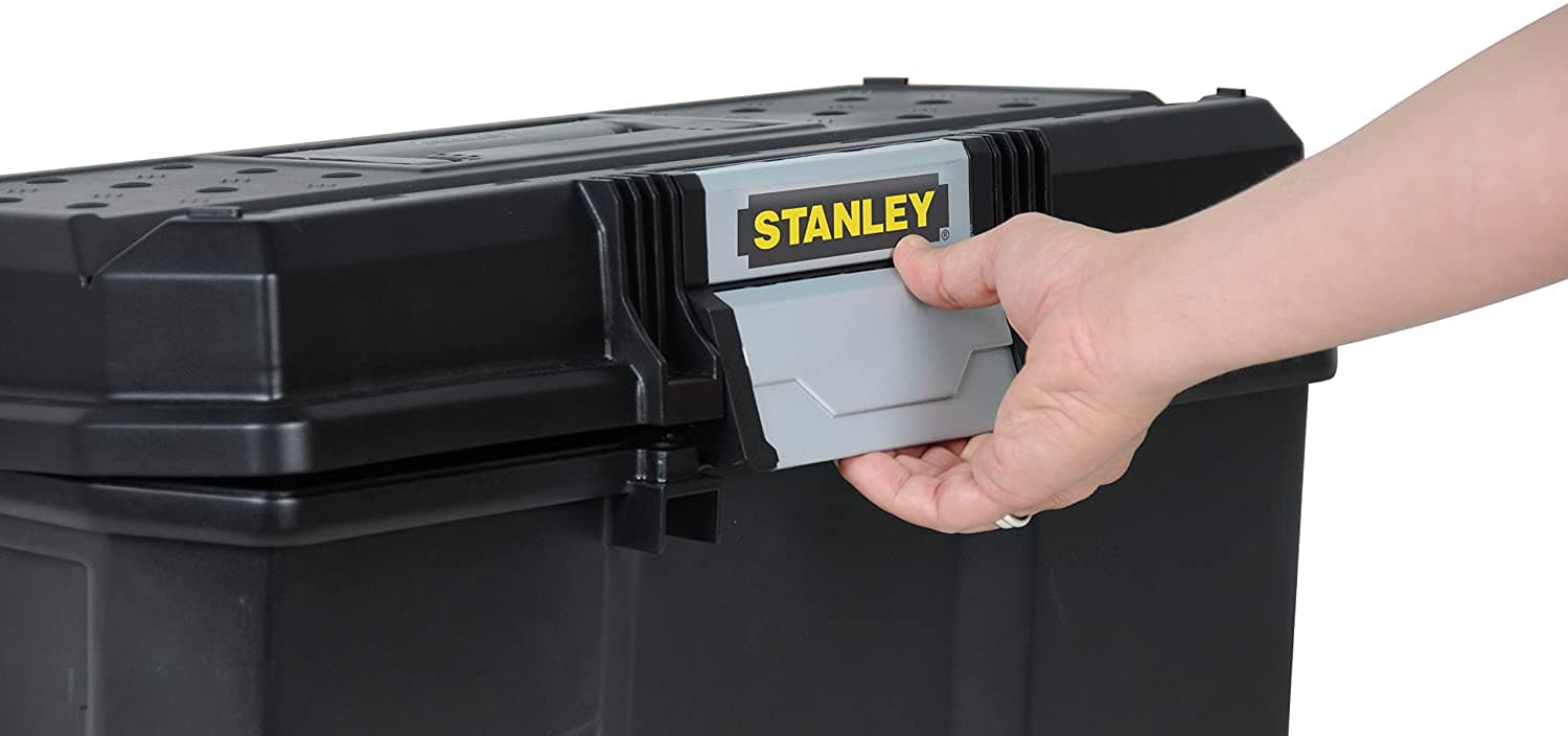 STANLEY CASSETTA ONE TOUCH 24 - cm.60,5x28,7x28,7h IN PLASTICA FER 250498 in prodotto EuroStore07 - Alatri, commercioVirtuoso.it