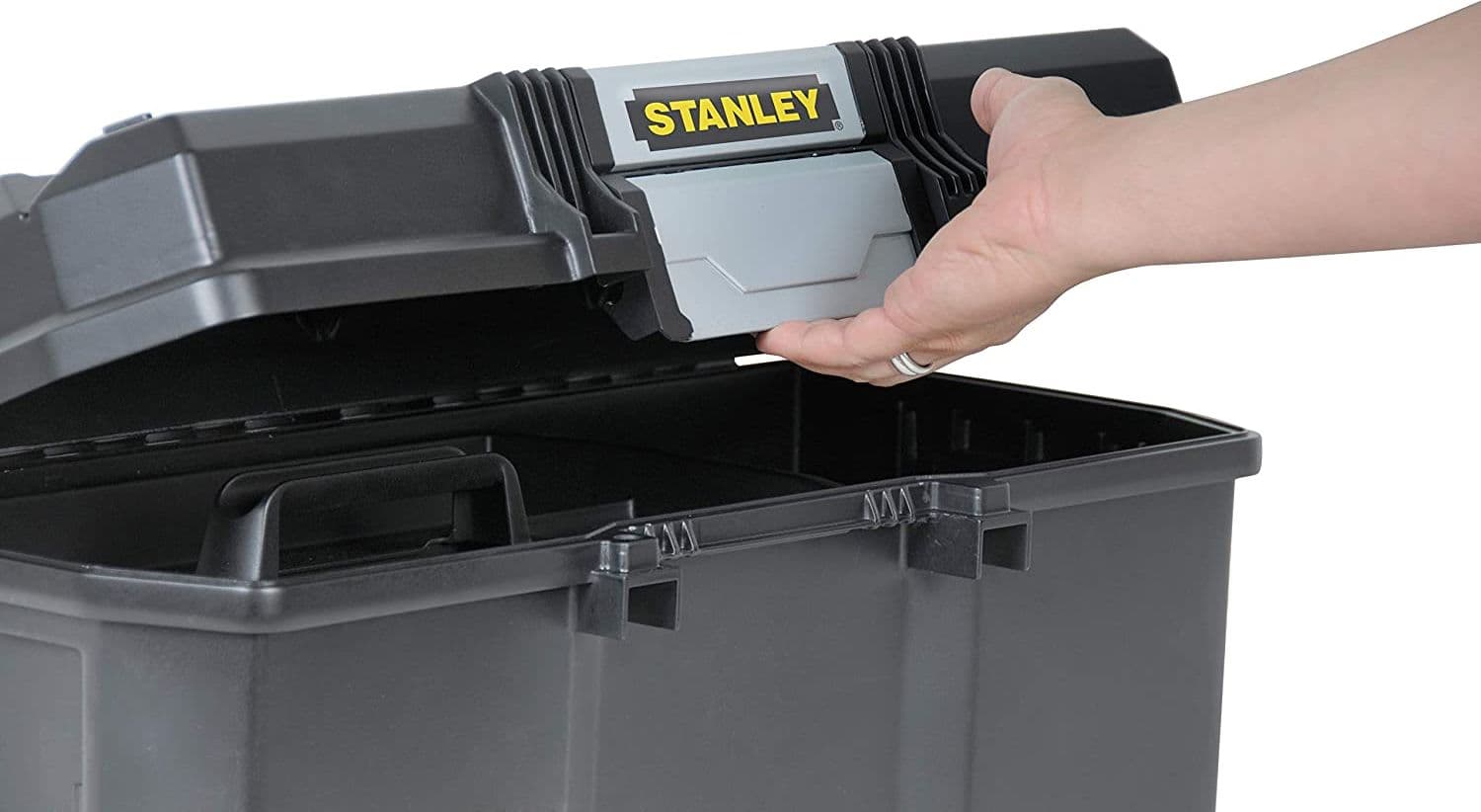 STANLEY CASSETTA ONE TOUCH 24 - cm.60,5x28,7x28,7h IN PLASTICA FER 250498 in prodotto EuroStore07 - Alatri, commercioVirtuoso.it