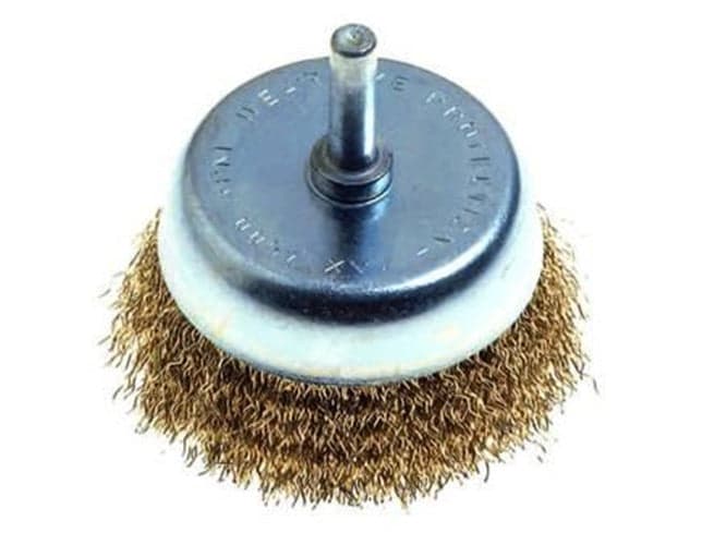 SPAZZOLE A TAZZA FILI ACCIAIO PER TRAPANO - - ø mm.85  -- PZ 2 - FER 53198 in prodotto EuroStore07 - Alatri, commercioVirtuoso.it