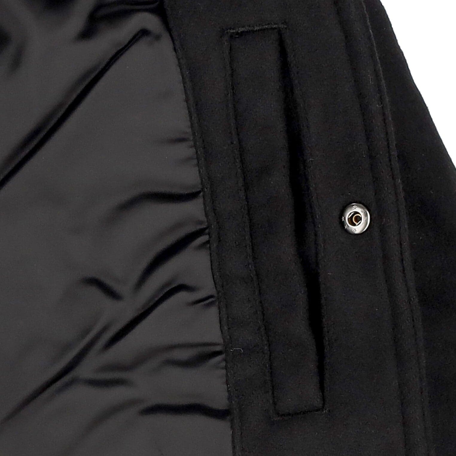 CARHARTT WIP Giubbotto College Uomo Work Varsity Bomber Black da uomo in Giacche Drestige - Casamassima, commercioVirtuoso.it