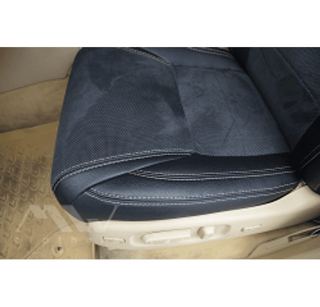 Coprisedili su misura per Lexus LX-570 (2008-2015) in Set per interni Autooggetti.it - Roma, commercioVirtuoso.it
