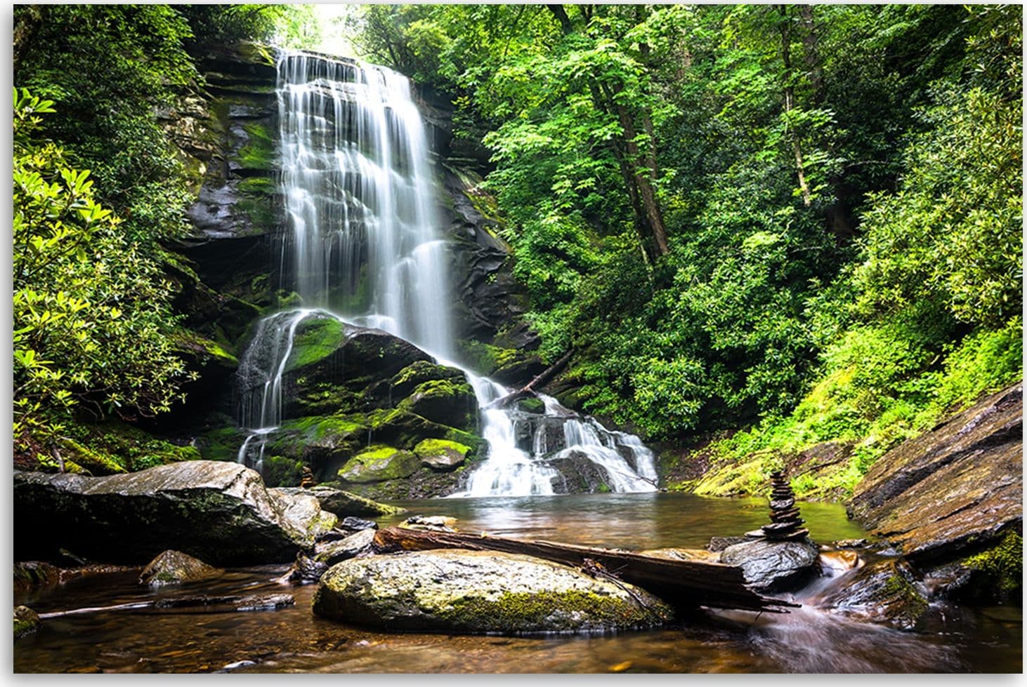Quadro su tela, Cascata nella foresta verde in Poster e stampe Collezione Casa - Trebisacce, commercioVirtuoso.it