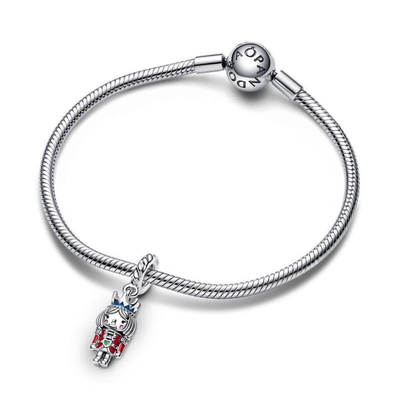 Pandora - Charm Pendente Schiaccianoci 2022 in Bead Charm Alba Gioielli - Casoria, commercioVirtuoso.it