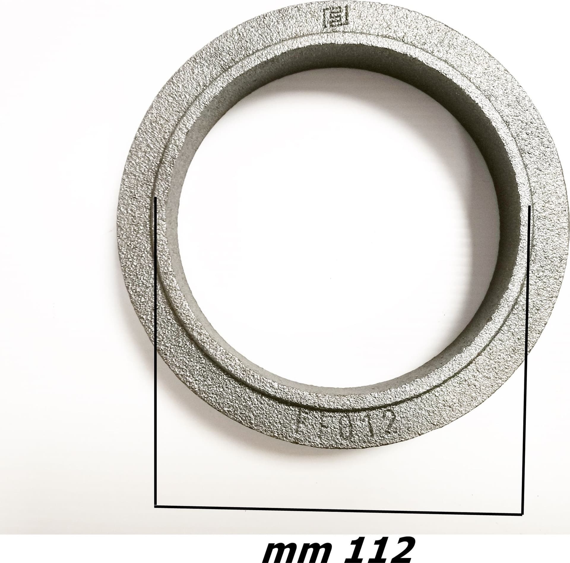ANELLO PORTA TUBO STUFA A LEGNA DIAM. 12 CM IN GHISA UNIVERSALE PER STUFE in prodotto EuroStore07 - Alatri, commercioVirtuoso.it