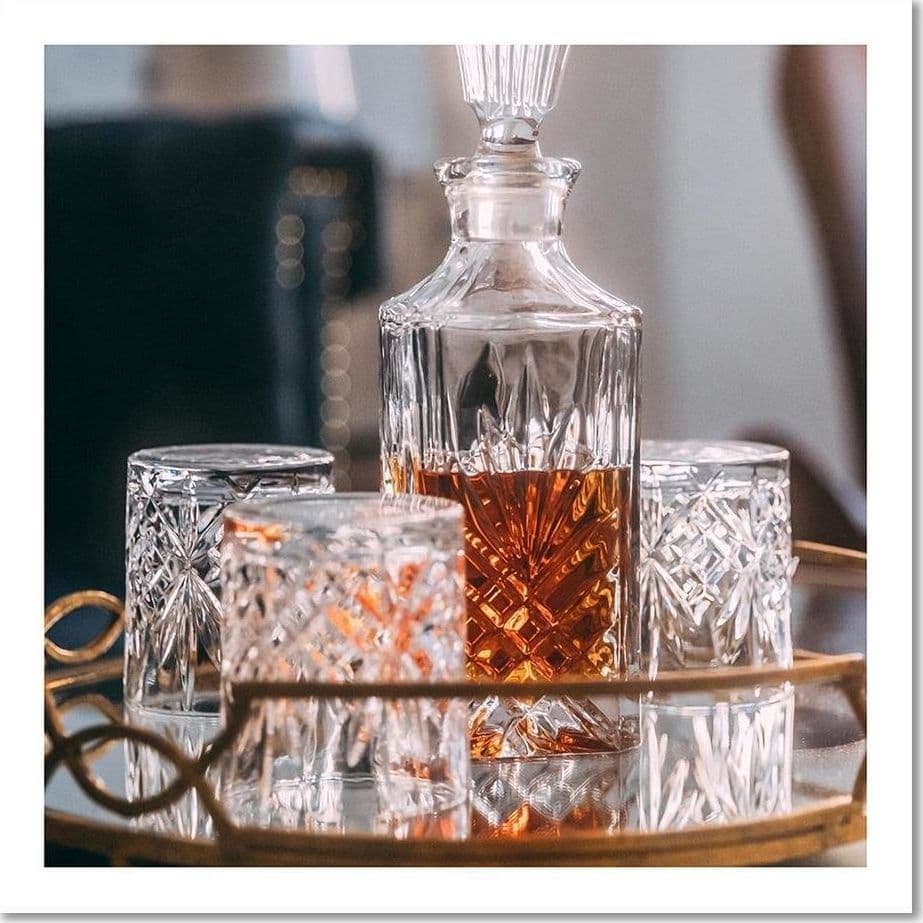 Quadro su tela, Caraffa per whisky in Poster e stampe Collezione Casa - Trebisacce, commercioVirtuoso.it
