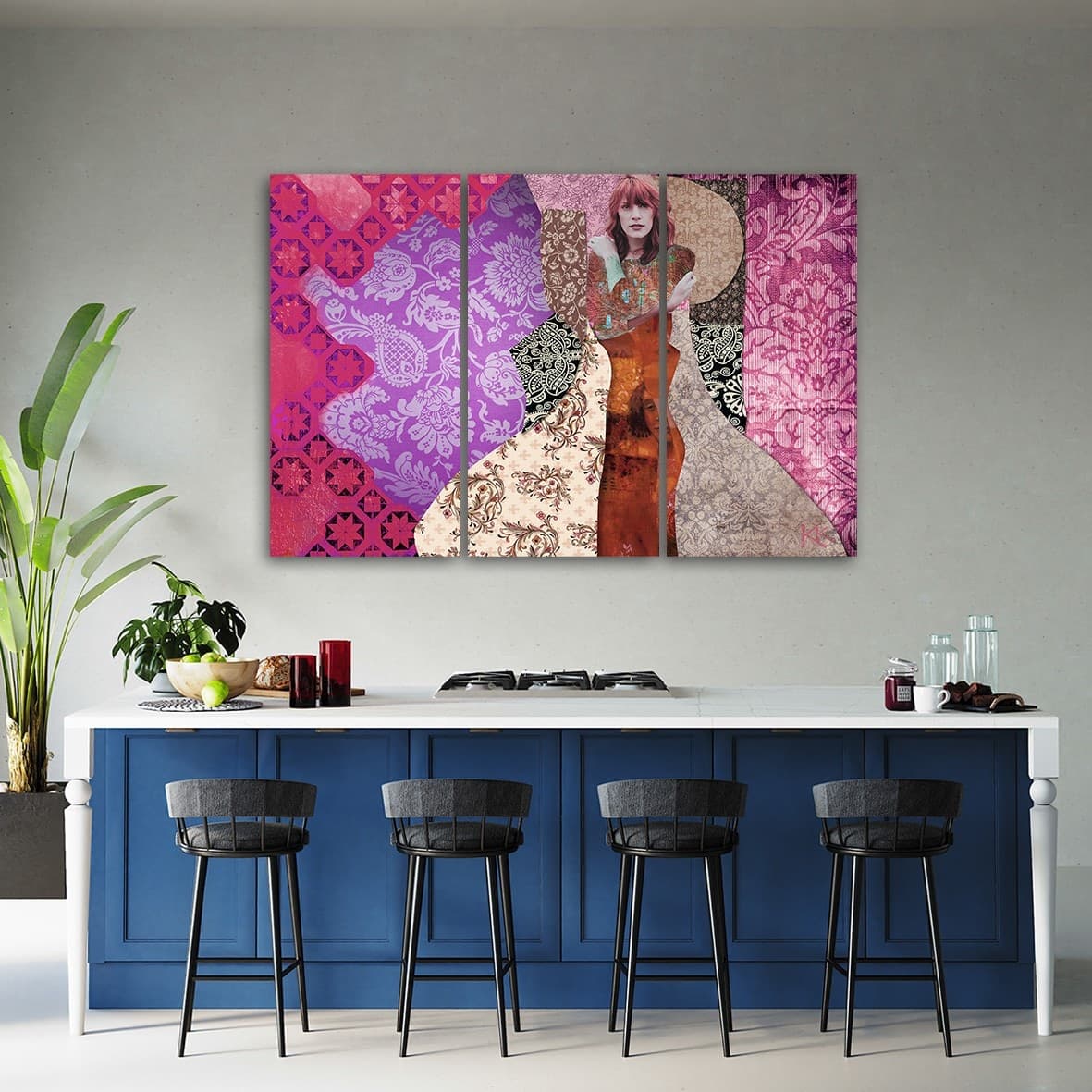 Quadro su tela 3 pannelli, Una donna su uno sfondo decorativo in Poster e stampe Collezione Casa - Trebisacce, commercioVirtuoso.it