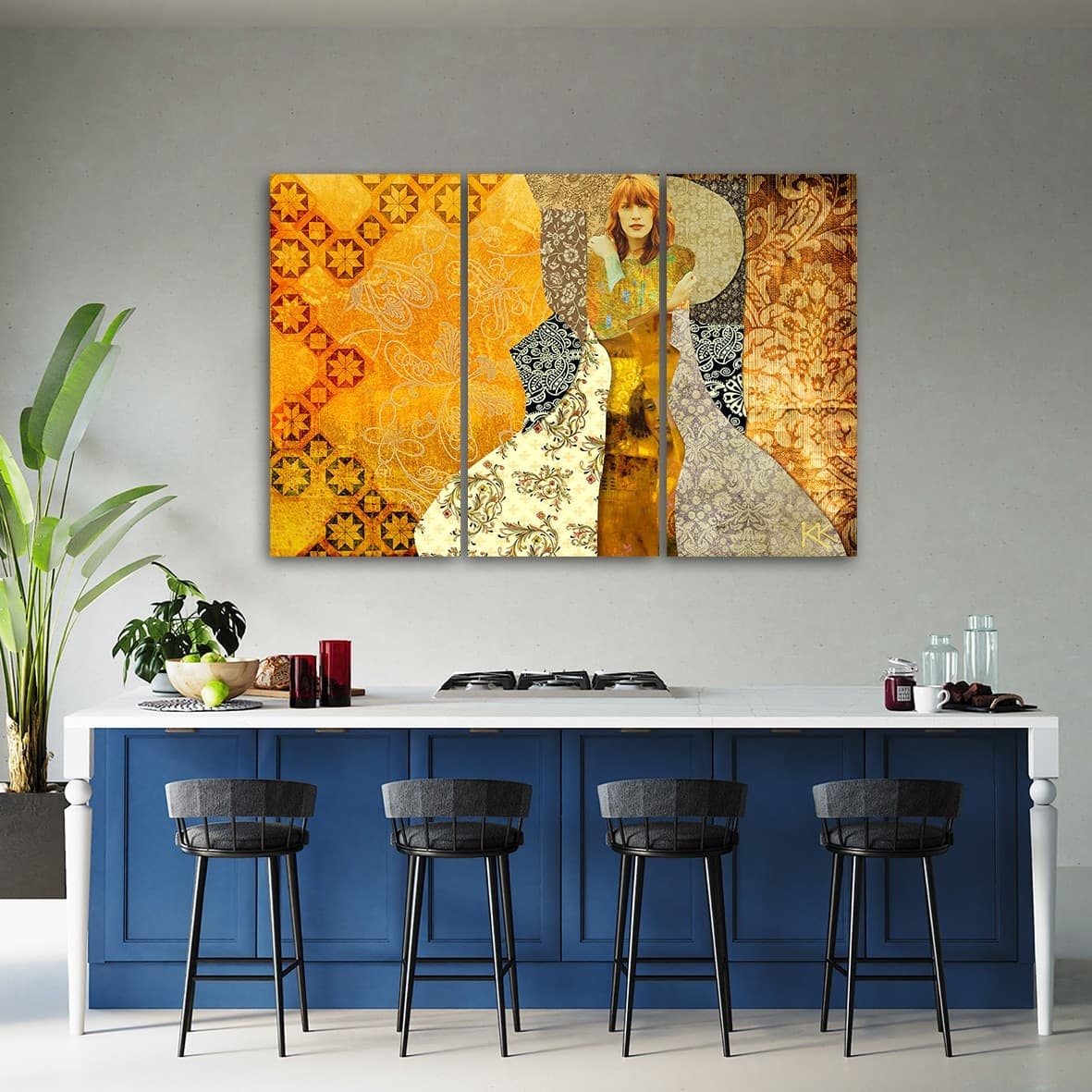 Quadro su tela 3 pannelli, Una donna su uno sfondo decorativo in Poster e stampe Collezione Casa - Trebisacce, commercioVirtuoso.it
