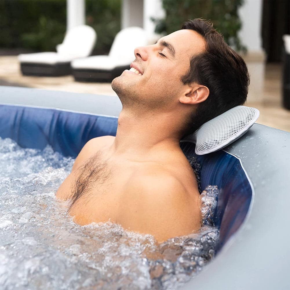 Cuscini gonfiabili per piscine e giardini