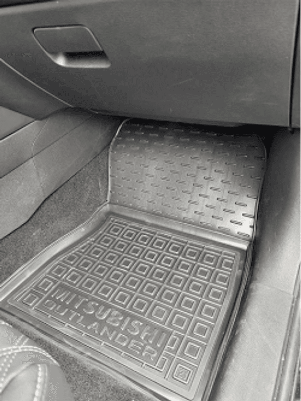 Tappetini di gomma su misura per Mitsubishi Outlander 4 (2022+) in Tappetini antiscivolo Autooggetti.it - Roma, commercioVirtuoso.it