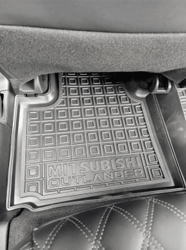 Tappetini di gomma su misura per Mitsubishi Outlander 4 (2022+) in Tappetini antiscivolo Autooggetti.it - Roma, commercioVirtuoso.it