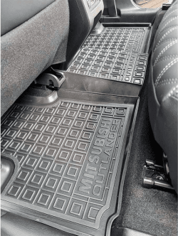 Tappetini di gomma su misura per Mitsubishi Outlander 4 (2022+) in Tappetini antiscivolo Autooggetti.it - Roma, commercioVirtuoso.it