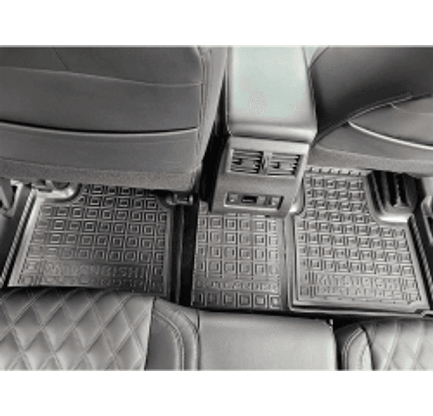 Tappetini di gomma su misura per Mitsubishi Outlander 4 (2022+) in Tappetini antiscivolo Autooggetti.it - Roma, commercioVirtuoso.it