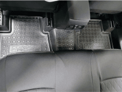 Tappetini di gomma su misura per Toyota Corolla Cross (2023+) in Tappetini antiscivolo Autooggetti.it - Roma, commercioVirtuoso.it