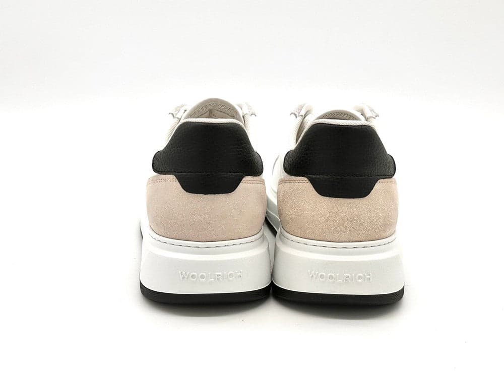WOOLRICH Sneaker uomo in pelle bianca con dettagli neri in Sneaker casual Calzature Durello - Agna, commercioVirtuoso.it