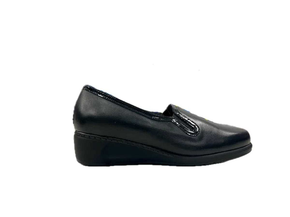 CONFORT Scarpa slip on donna in pelle nera con elastici C3I2250 in Sneaker casual Calzature Durello - Agna, commercioVirtuoso.it