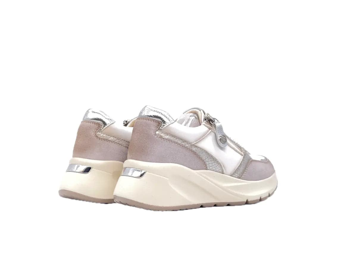 XTI Sneaker donna bianca e argento con zip in Sneaker casual Calzature Durello - Agna, commercioVirtuoso.it