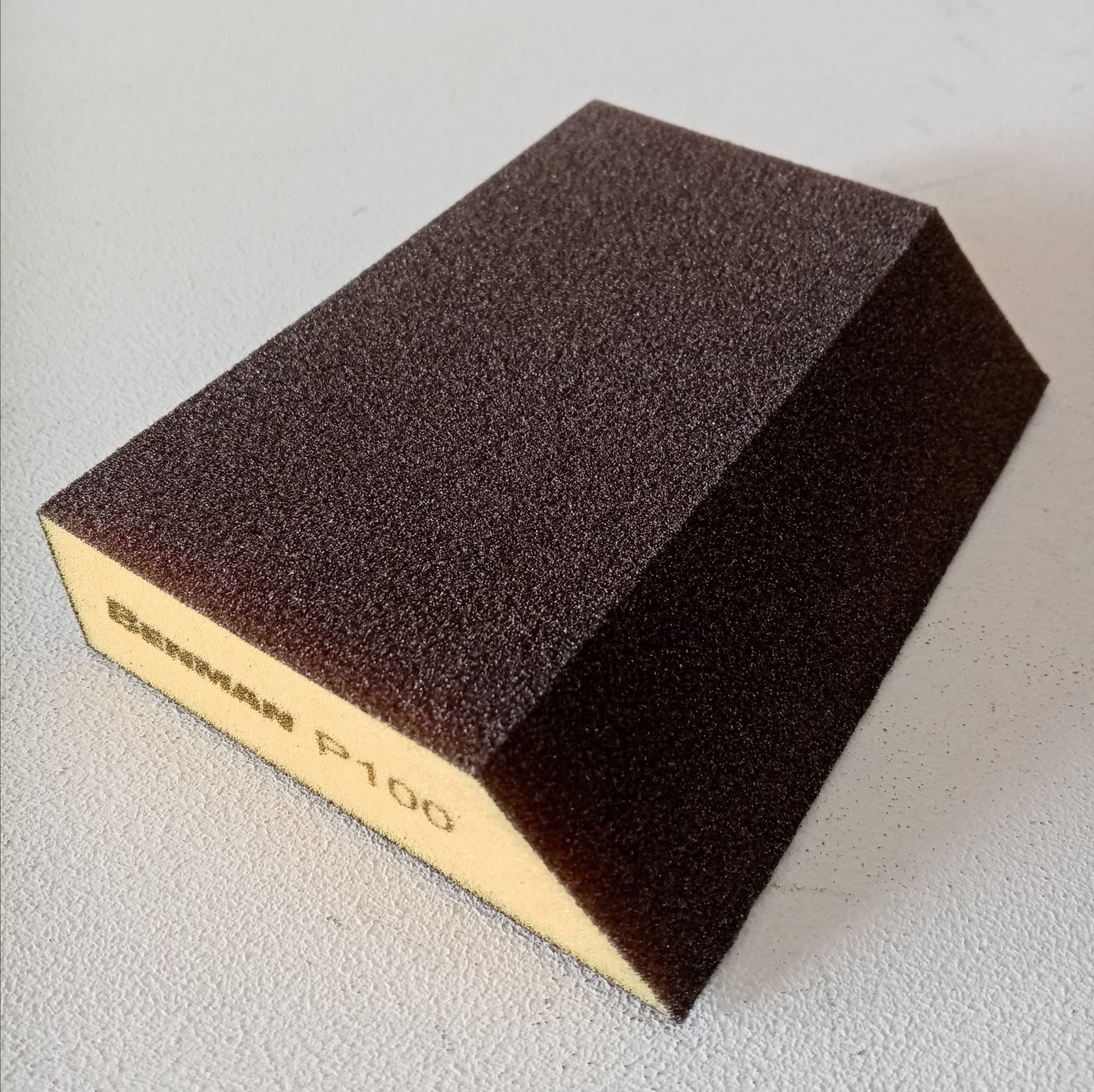 Spugne abrasive per levigatura