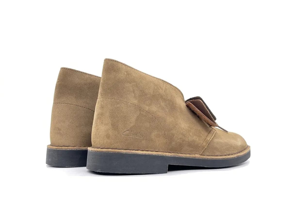 CLARKS DESERT BOOT 200th Anniversary edition dark sand suede in Stivali Calzature Durello - Agna, commercioVirtuoso.it