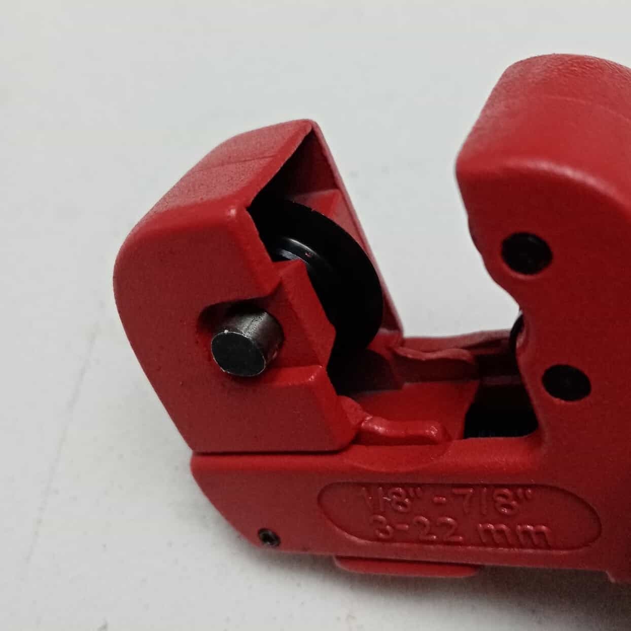 BenMan tagliatubo mini per tagli da 3 a 22mm - uso professionale in Tagliatubi Aloiserw.com - Altomonte, commercioVirtuoso.it