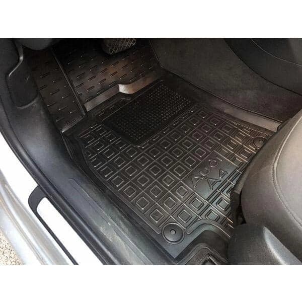 Tappetini di gomma per Audi A4 B8 (2008-2015) in Tappetini antiscivolo Autooggetti.it - Roma, commercioVirtuoso.it