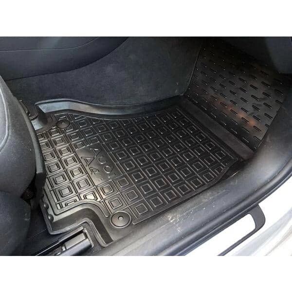 Tappetini di gomma per Audi A4 B8 (2008-2015) in Tappetini antiscivolo Autooggetti.it - Roma, commercioVirtuoso.it
