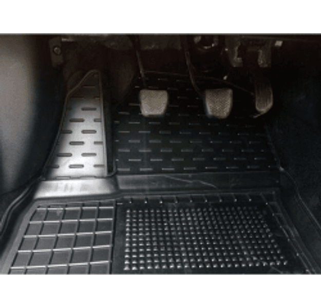 Tappetini di gomma su misura per Toyota Corolla (E170) (2013-2018) in Tappetini antiscivolo Autooggetti.it - Roma, commercioVirtuoso.it