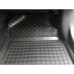 Tappetini di gomma su misura per Toyota Corolla (E170) (2013-2018) in Tappetini antiscivolo Autooggetti.it - Roma, commercioVirtuoso.it