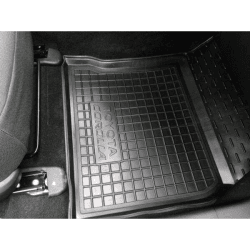 Tappetini di gomma su misura per Toyota Corolla (E170) (2013-2018) in Tappetini antiscivolo Autooggetti.it - Roma, commercioVirtuoso.it
