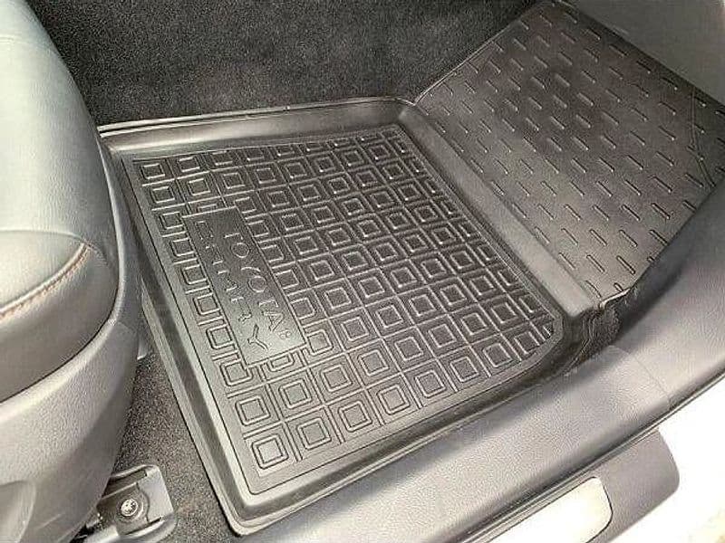 Tappetini di gomma per Toyota Camry V70 (2018+...) in Tappetini antiscivolo Autooggetti.it - Roma, commercioVirtuoso.it