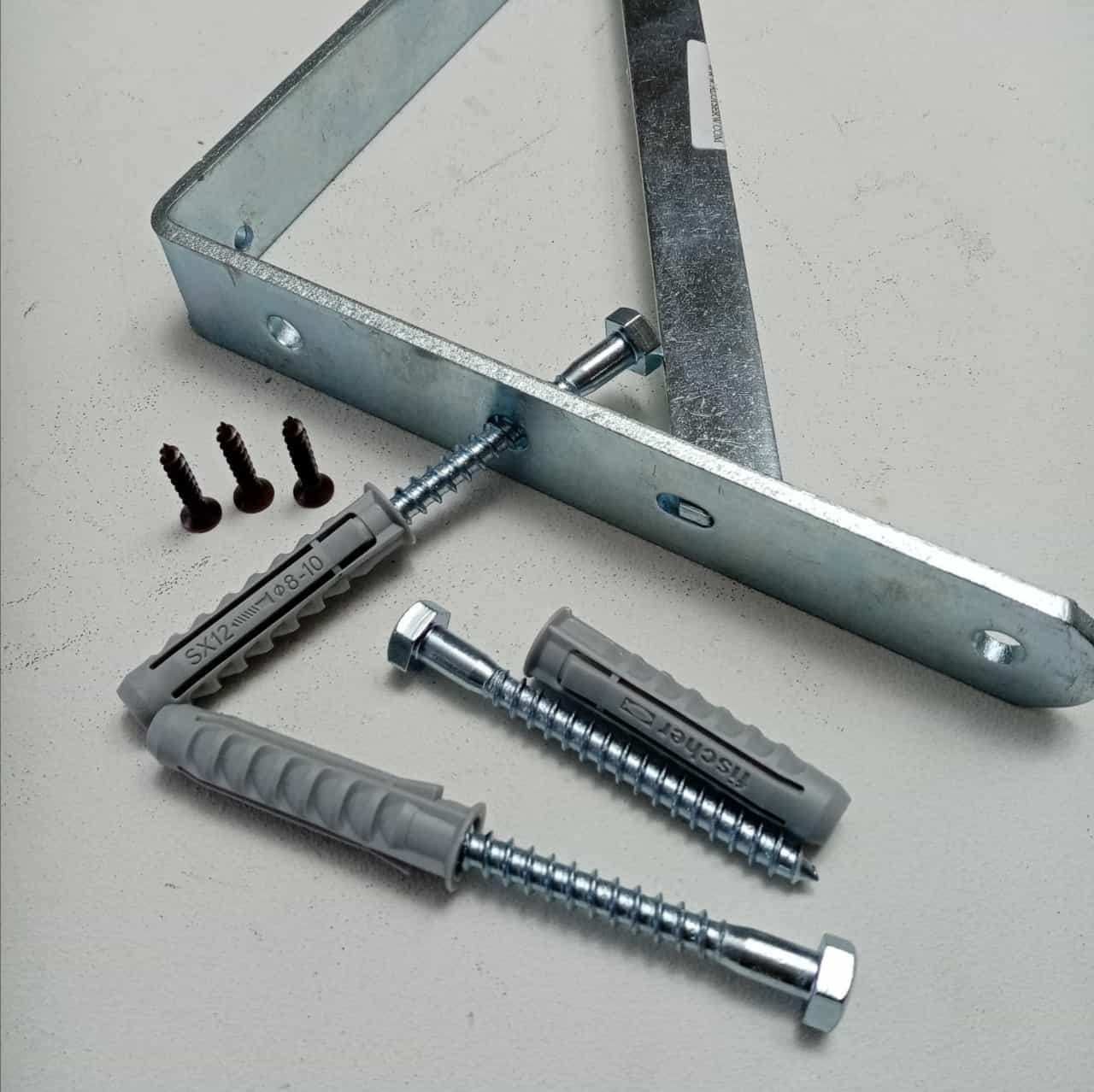 Reggimensola staffa zincata pesante tipo cantina da 40cm con saetta di rinforzo + fissaggi in Staffe e supporti per mensole Aloiserw.com - Altomonte, commercioVirtuoso.it