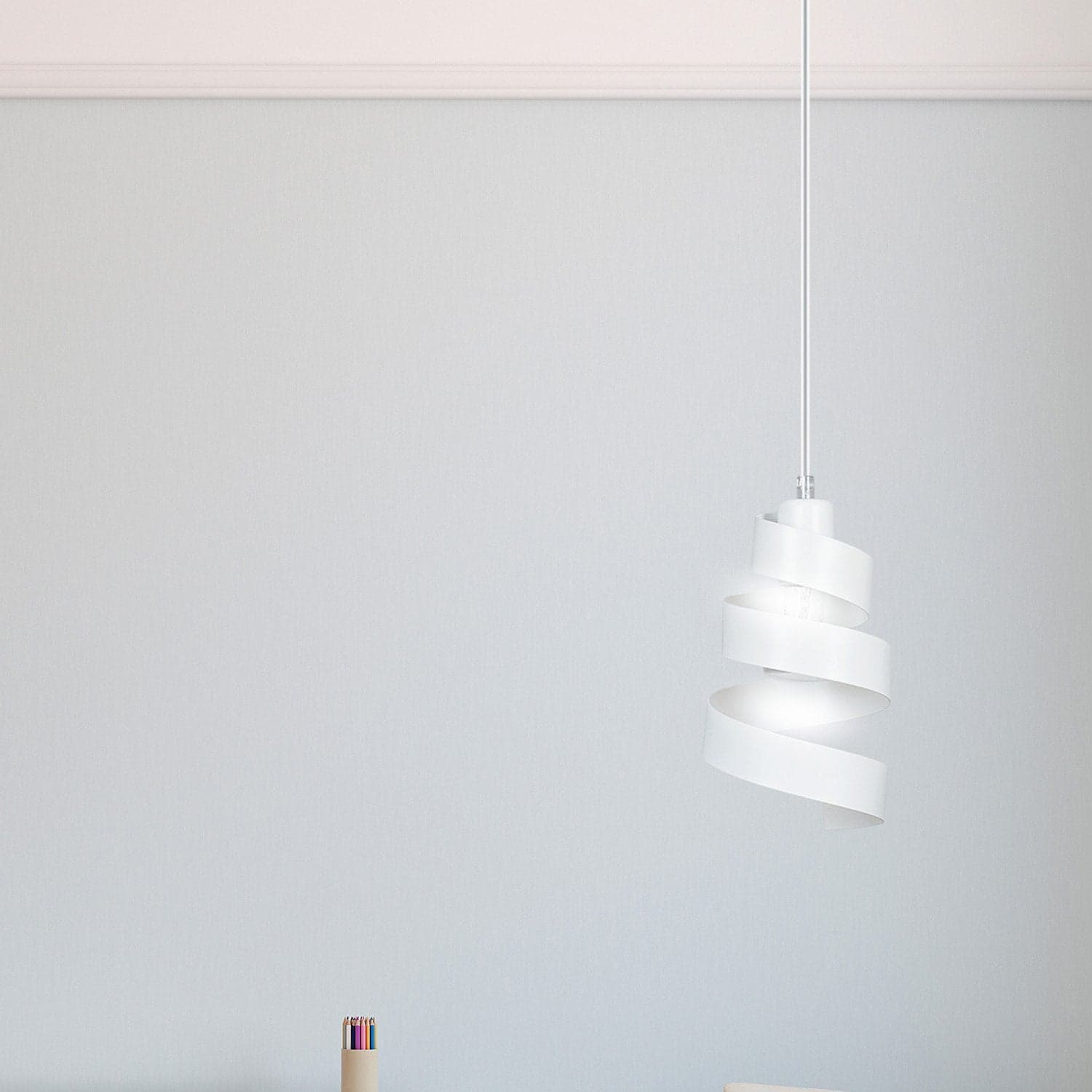 Sospensione Moderna 1 Luce Saga In Acciaio Bianco Con Fasce A Spirale in Lampade a sospensione LuceArt - Montecorvino Pugliano, commercioVirtuoso.it