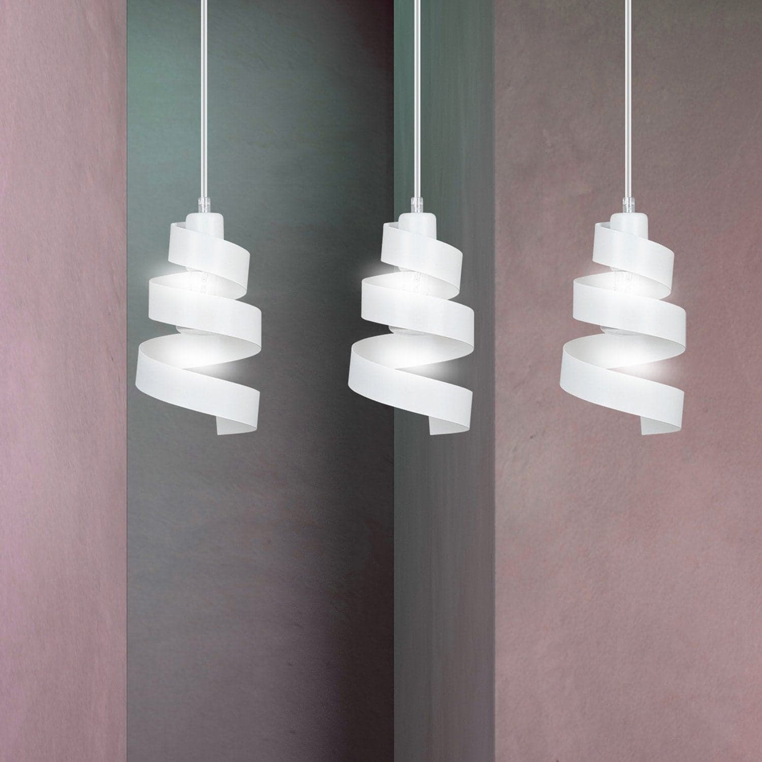 Lampadario Moderno 3 Luci Saga In Acciaio Bianco Con Fasce A Spirale in Lampade a sospensione LuceArt - Montecorvino Pugliano, commercioVirtuoso.it