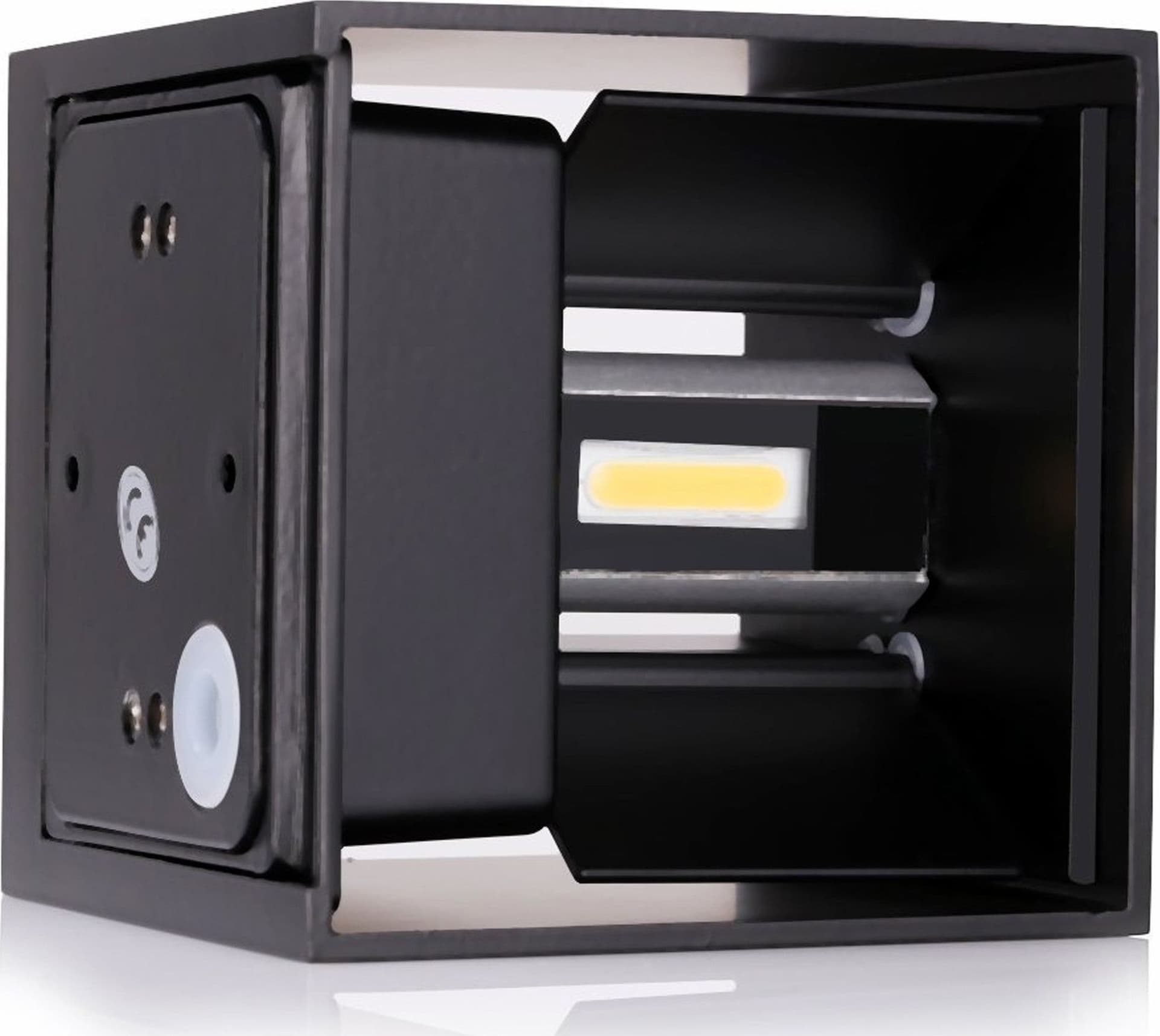 APPLIQUE CUBO LED IMPERMEABILE DA ESTERNO DA PARETE IN ALLUMINIO DA 10W 1200 LMN in Lampade da parete Trade Shop italia - Napoli, commercioVirtuoso.it