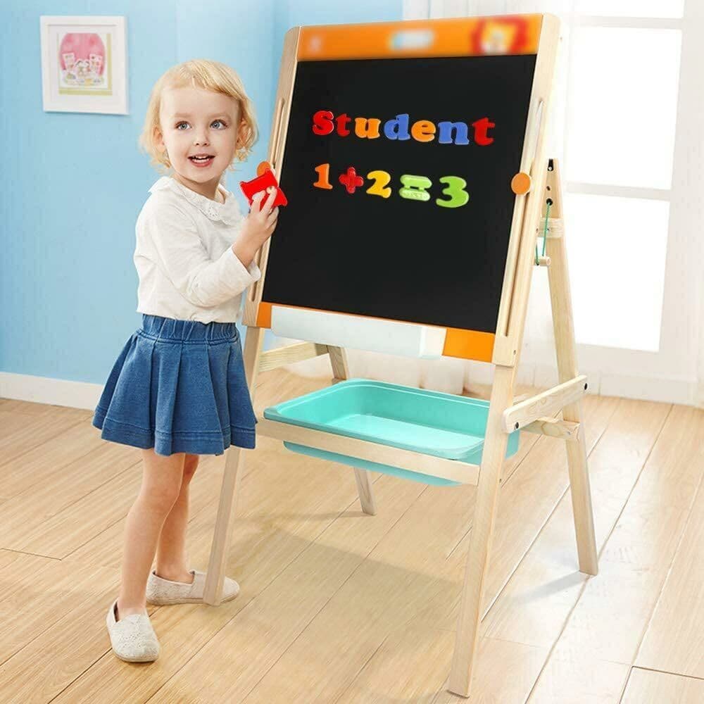 2825561