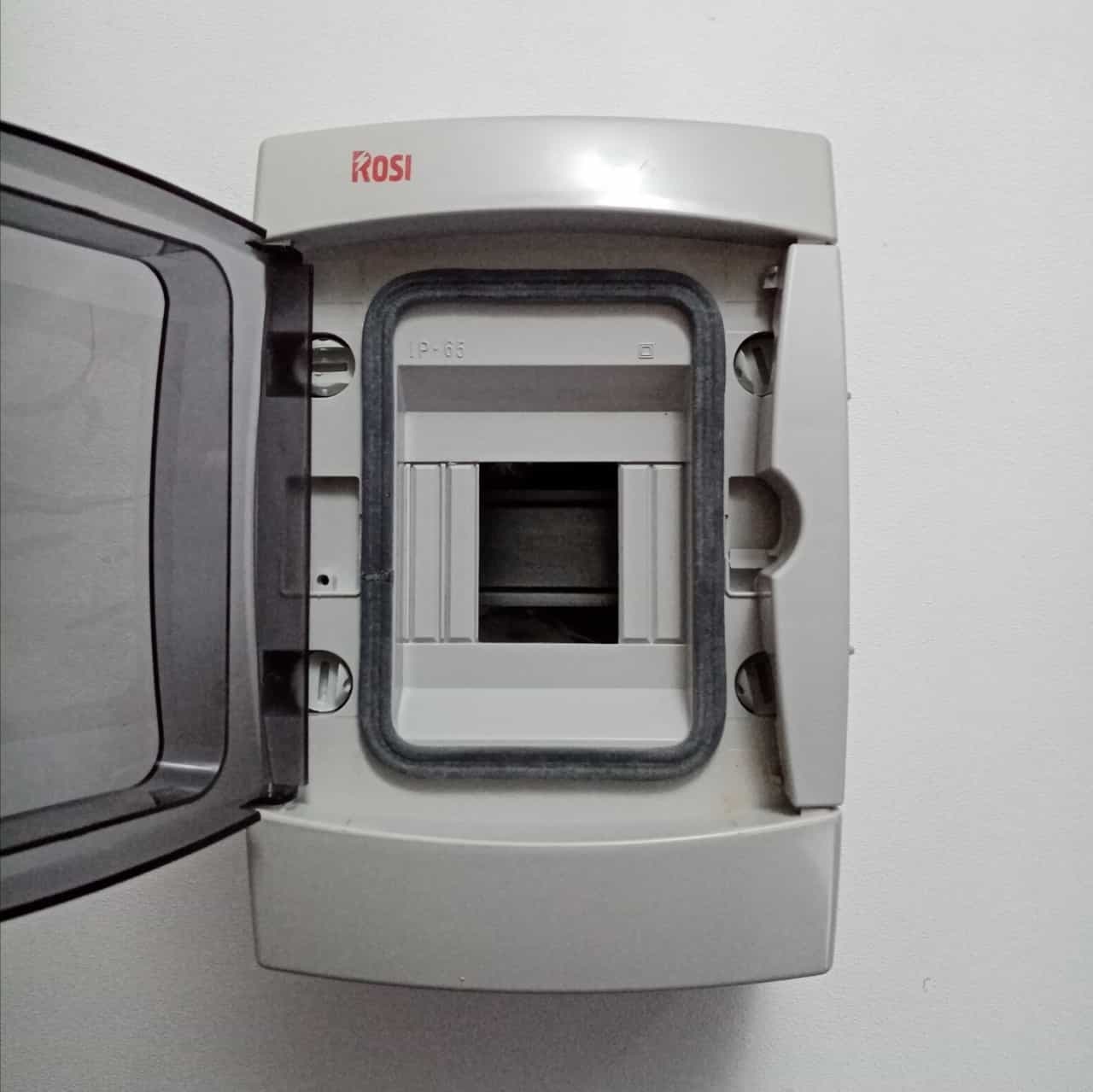 Centralino stagno cassetta da parete con sportello capienza 4 moduli IP65 in Scatole di derivazione Aloiserw.com - Altomonte, commercioVirtuoso.it