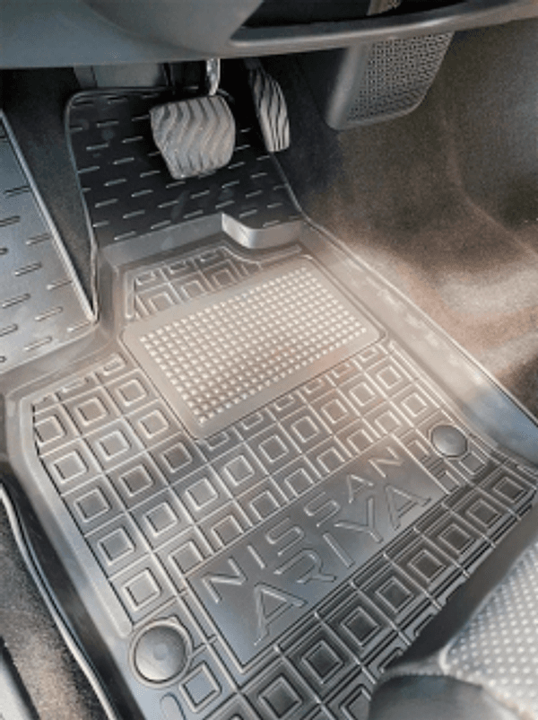 Tappetini Di Gomma su misura Per Nissan Ariya (2022+) in Tappetini antiscivolo Autooggetti.it - Roma, commercioVirtuoso.it