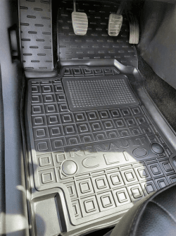 Tappetini di gomma su misura per Renault Clio 4 (2013-2019) in Tappetini antiscivolo Autooggetti.it - Roma, commercioVirtuoso.it