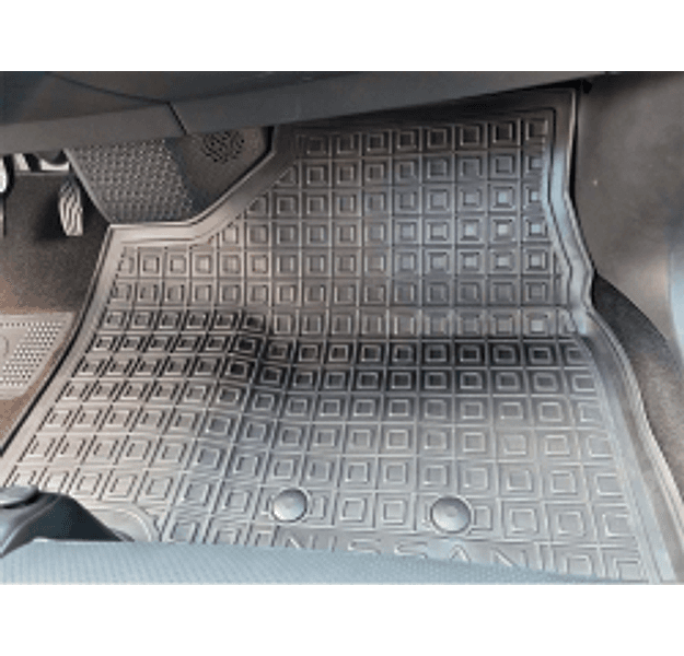 Tappetini Di Gomma su misura Per Nissan Ariya (2022+) in Tappetini antiscivolo Autooggetti.it - Roma, commercioVirtuoso.it
