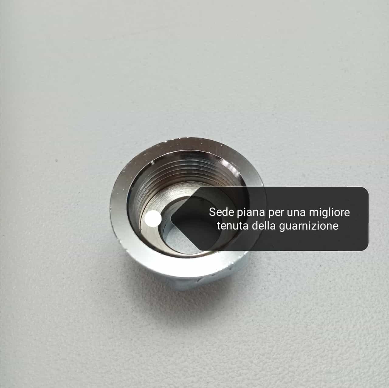 Prolunga ridotta da F 1'' x M 3/4'' sede piana in ottone cromato in Prolunghe Aloiserw.com - Altomonte, commercioVirtuoso.it