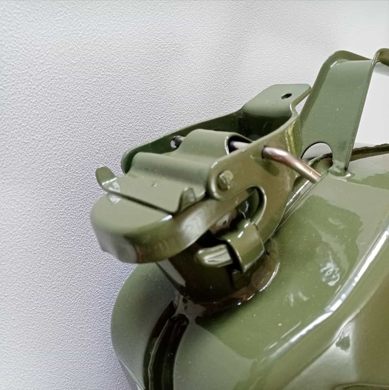 Ribimex tanica da 5lt in metallo a norma per trasporto carburante e infiammabili in Taniche carburante Aloiserw.com - Altomonte, commercioVirtuoso.it