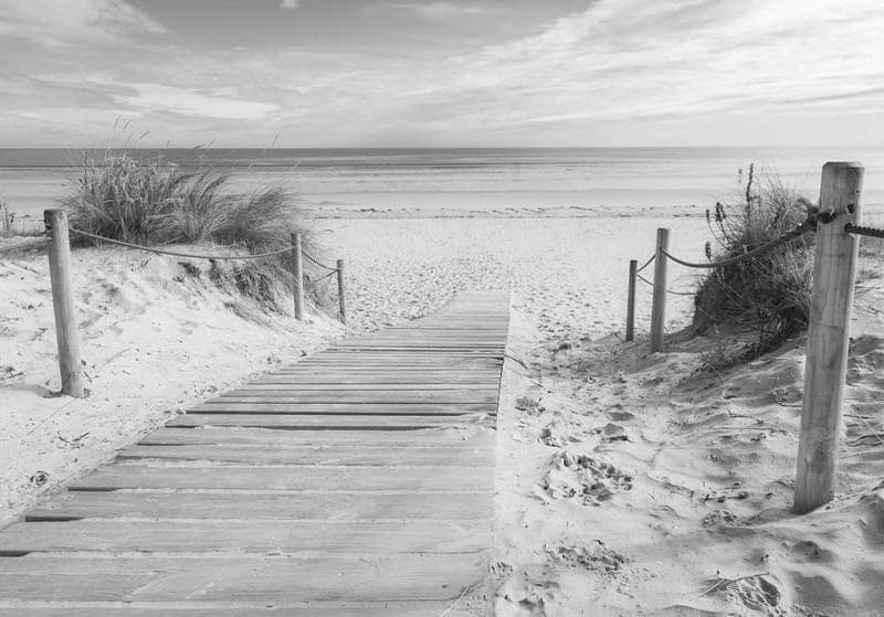 Fotomurale adesivo Sulla spiaggia paesaggio in bianco e nero in Carta da parati Collezione Casa - Trebisacce, commercioVirtuoso.it