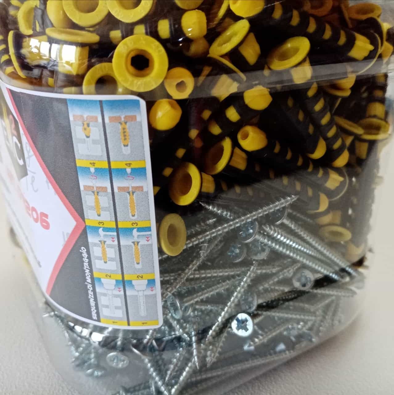 Nobex ECM2 tassello bimateriale universale da 6mm con vite - 300pz in Bulloni di espansione Aloiserw.com - Altomonte, commercioVirtuoso.it