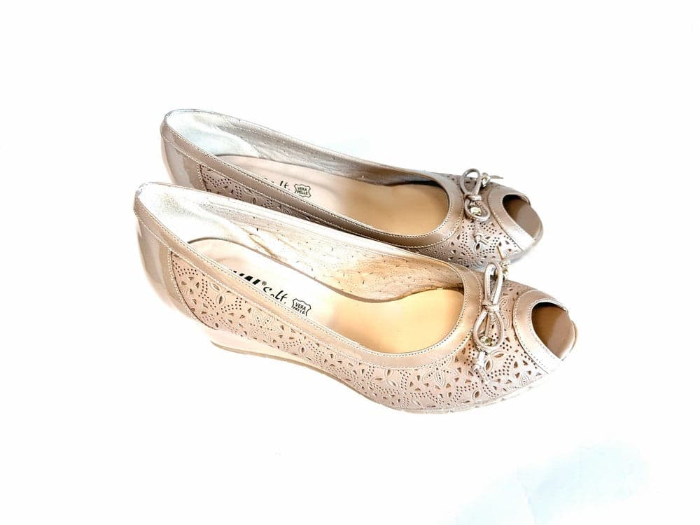 ENVAL SOFT Decollete con zeppa in pelle beige in Scarpe col tacco Calzature Durello - Agna, commercioVirtuoso.it