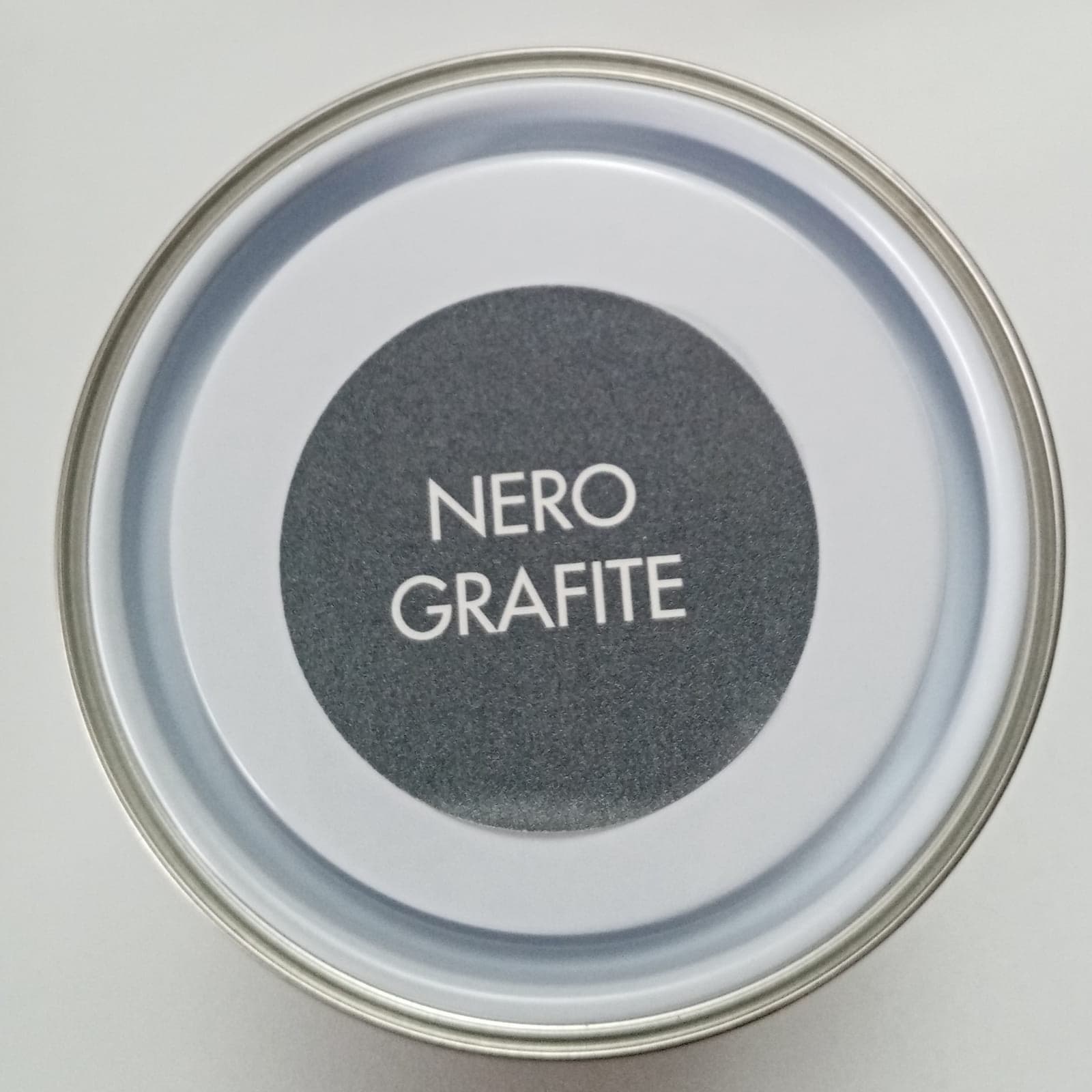 Brilltix 750ml smalto micaceo base solvente colore nero grafite diretto su ruggine in Vernice Aloiserw.com - Altomonte, commercioVirtuoso.it