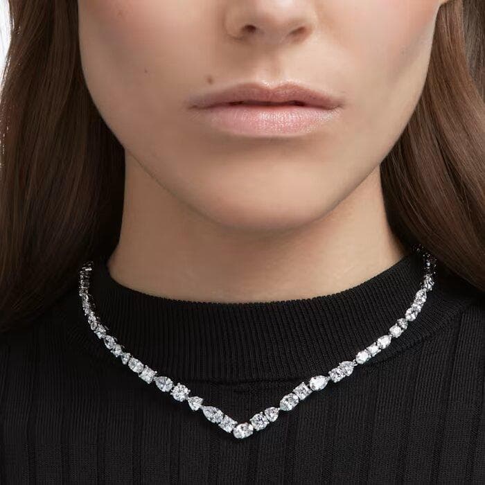 Swarovski Collana Tennis Deluxe V in Collane Alba Gioielli - Casoria, commercioVirtuoso.it