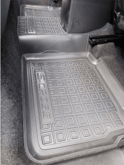 Tappetini di gomma su misura per Suzuki S-Cross (2022+) in Tappetini antiscivolo Autooggetti.it - Roma, commercioVirtuoso.it