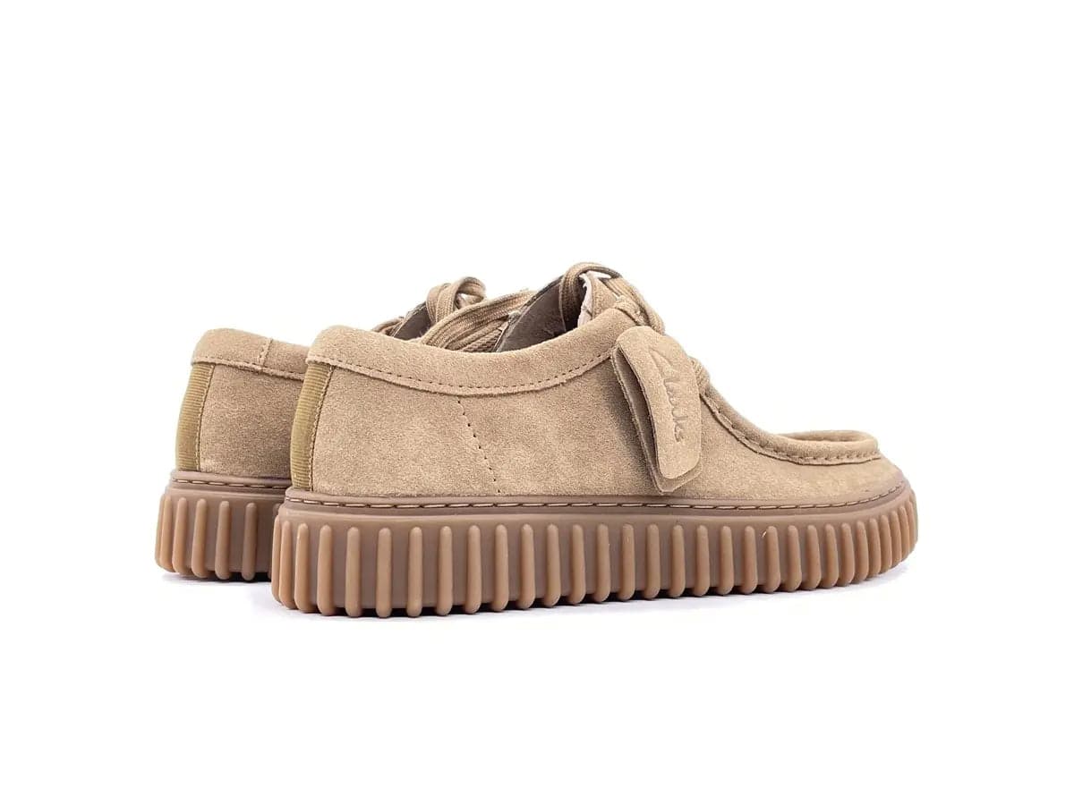 CLARKS Stringata uomo TORHILL LO Dark Sand Suede in Scarpe stringate basse Calzature Durello - Agna, commercioVirtuoso.it